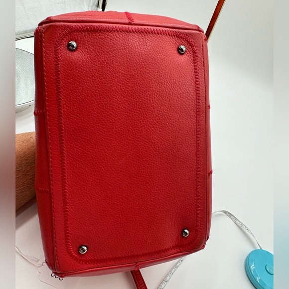 Chanel-Authentic- Caviar Leather Chocolate Bar Cube Shoulder Bag - Coral - Picture 15 of 17